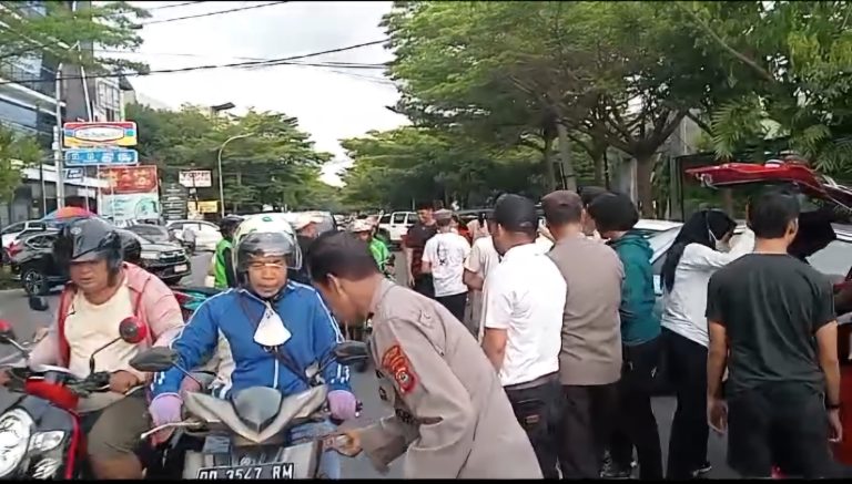 Screenshot_20250315_235132_WhatsAppBusiness