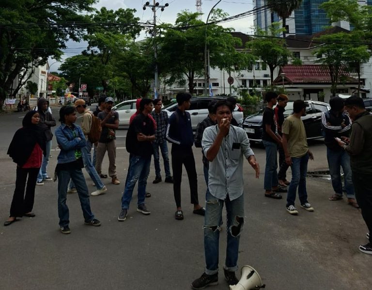 WhatsApp Image 2025-12-12 at 21.12.52