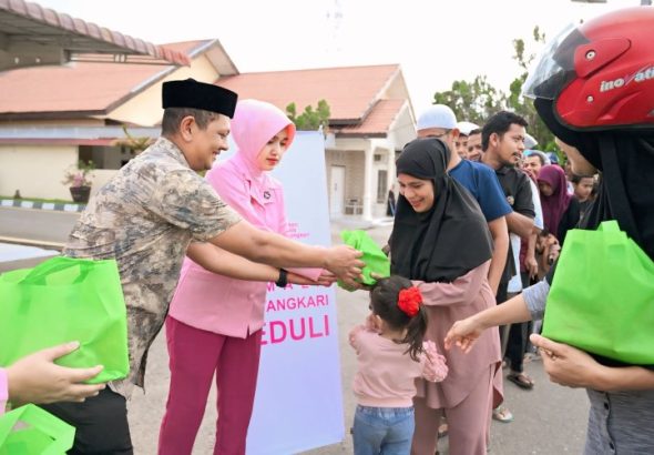 image_750x_69a2f8638a23b